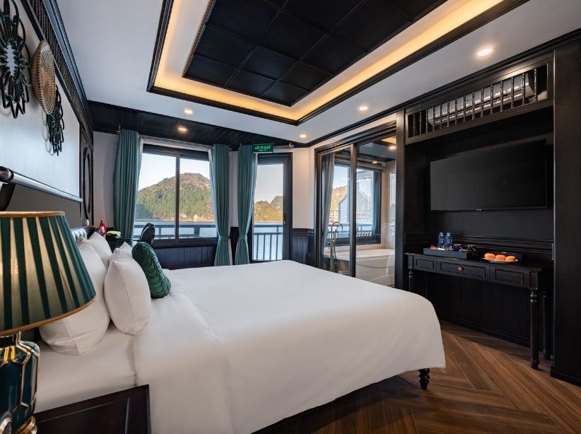 junior-suite-cabin-rita-cruise-halong-bay
